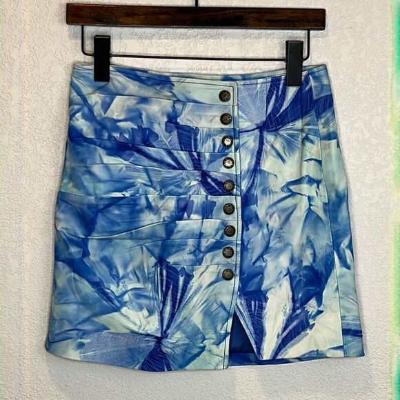 NWT Retrofete Willa Blue Tie Dye Leather Skirt Small - Picture 2 of 13